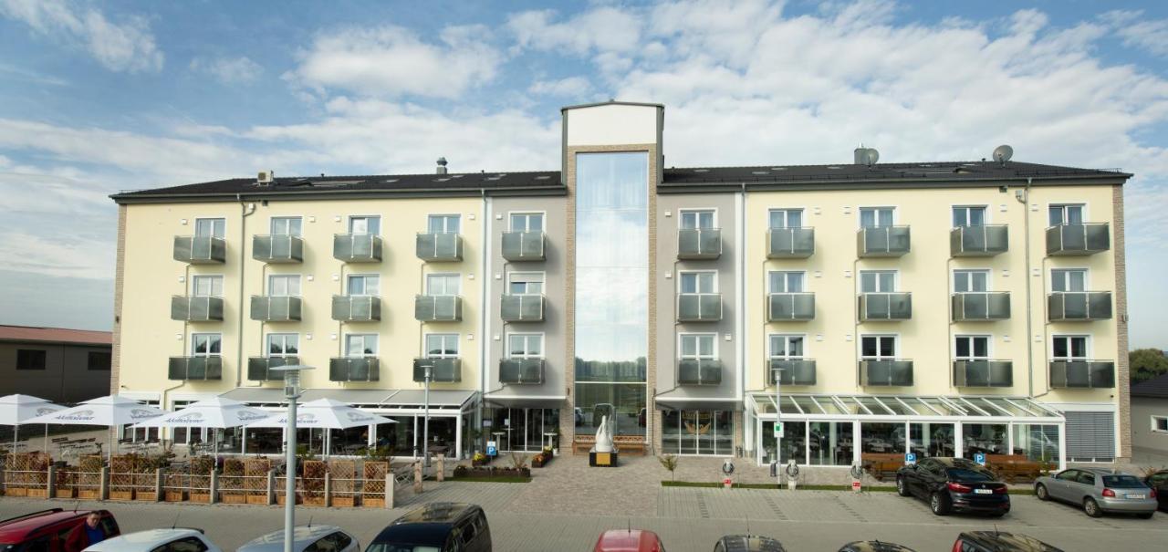 Stadthotel Donauwoerth Exterior photo