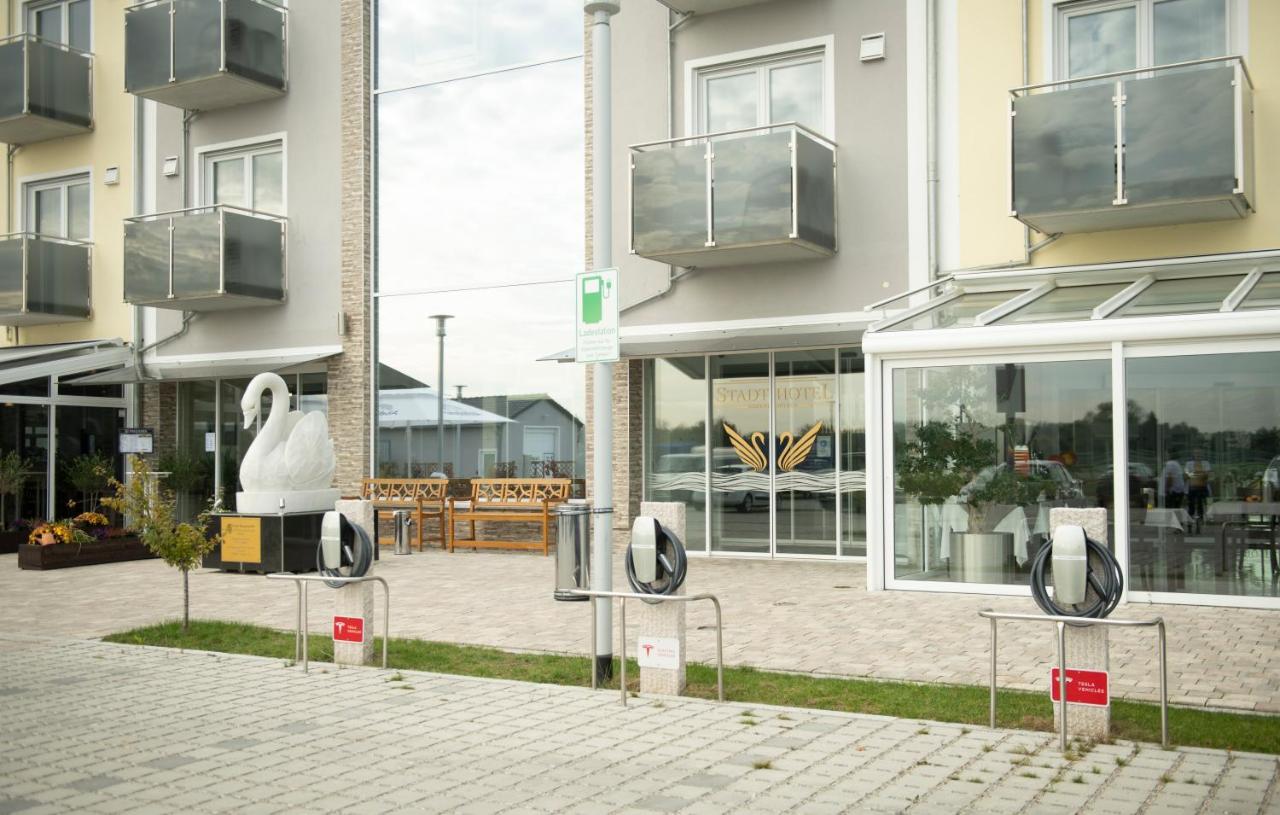 Stadthotel Donauwoerth Exterior photo