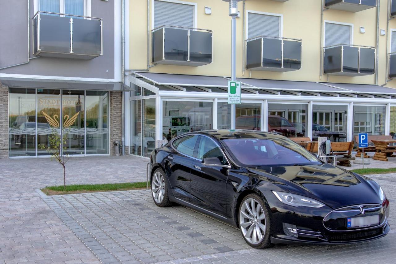 Stadthotel Donauwoerth Exterior photo
